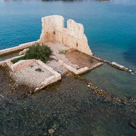 Πανσιόν Marta Sukošan