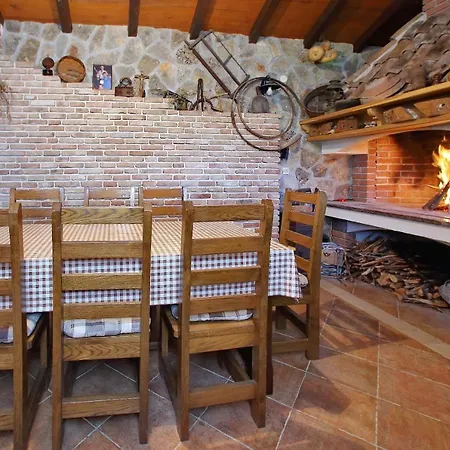 Marta בית הארחה 3*