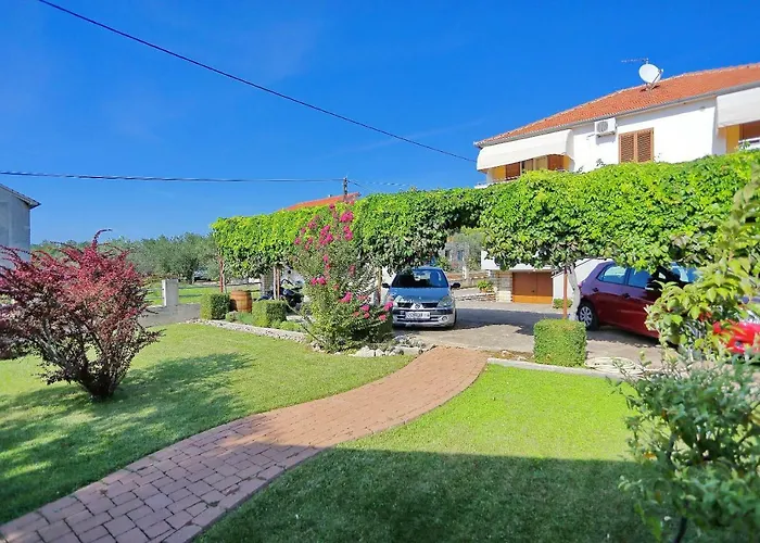 Marta Casa de hóspedes Sukošan