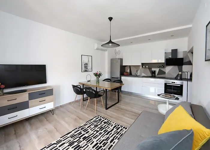 Gostinjska kuća Marta 3*